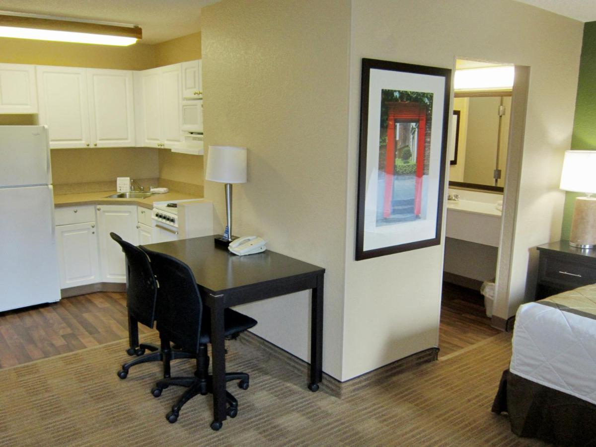 Extended Stay America Suites - Orlando - Convention Center - 6443 Westwood Williamsburg Екстериор снимка