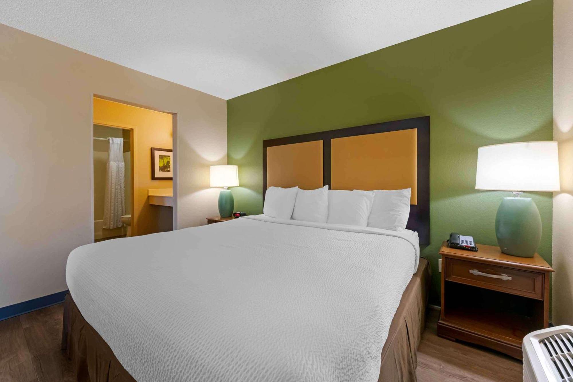 Extended Stay America Suites - Orlando - Convention Center - 6443 Westwood Williamsburg Екстериор снимка