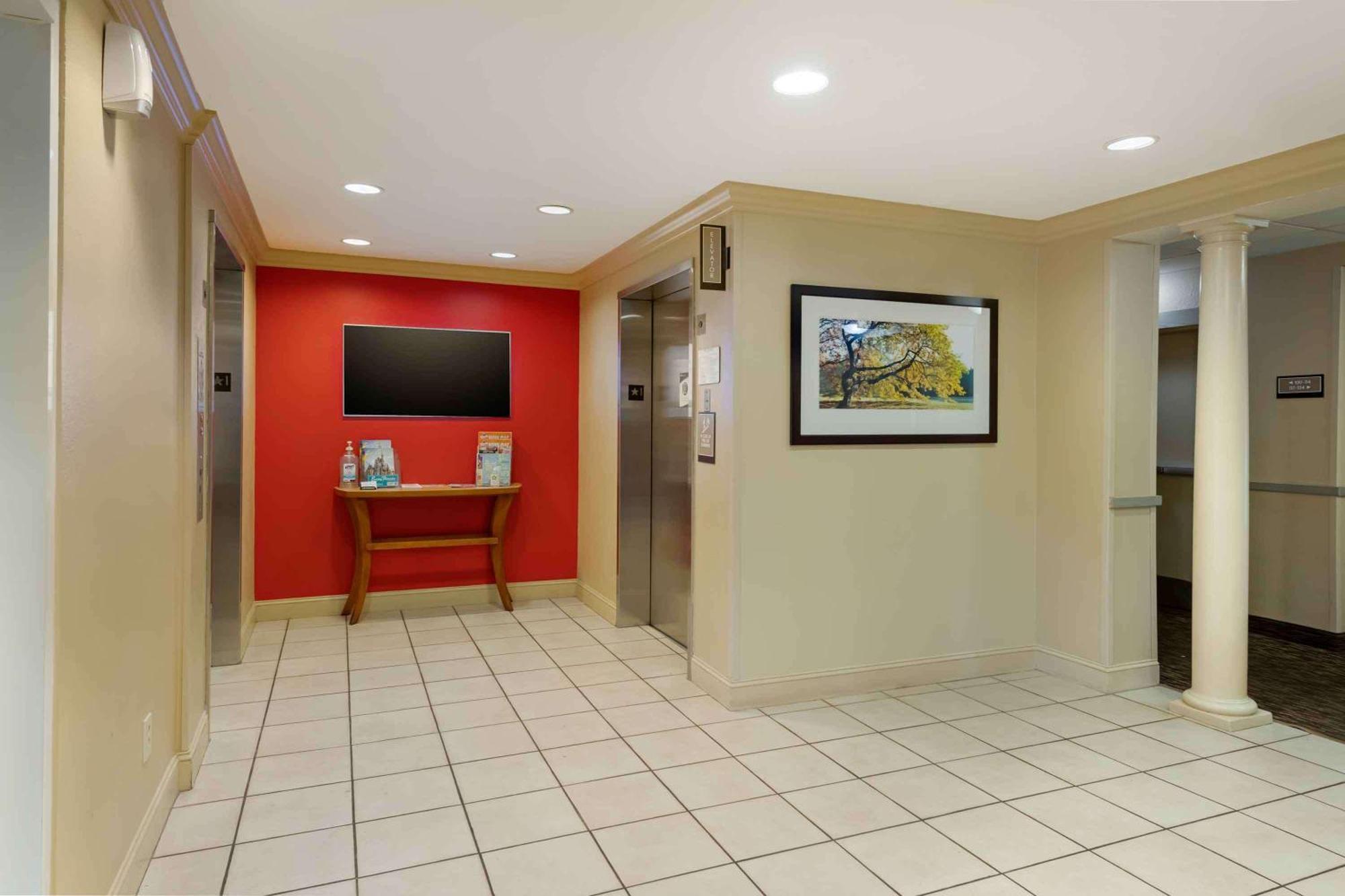 Extended Stay America Suites - Orlando - Convention Center - 6443 Westwood Williamsburg Екстериор снимка